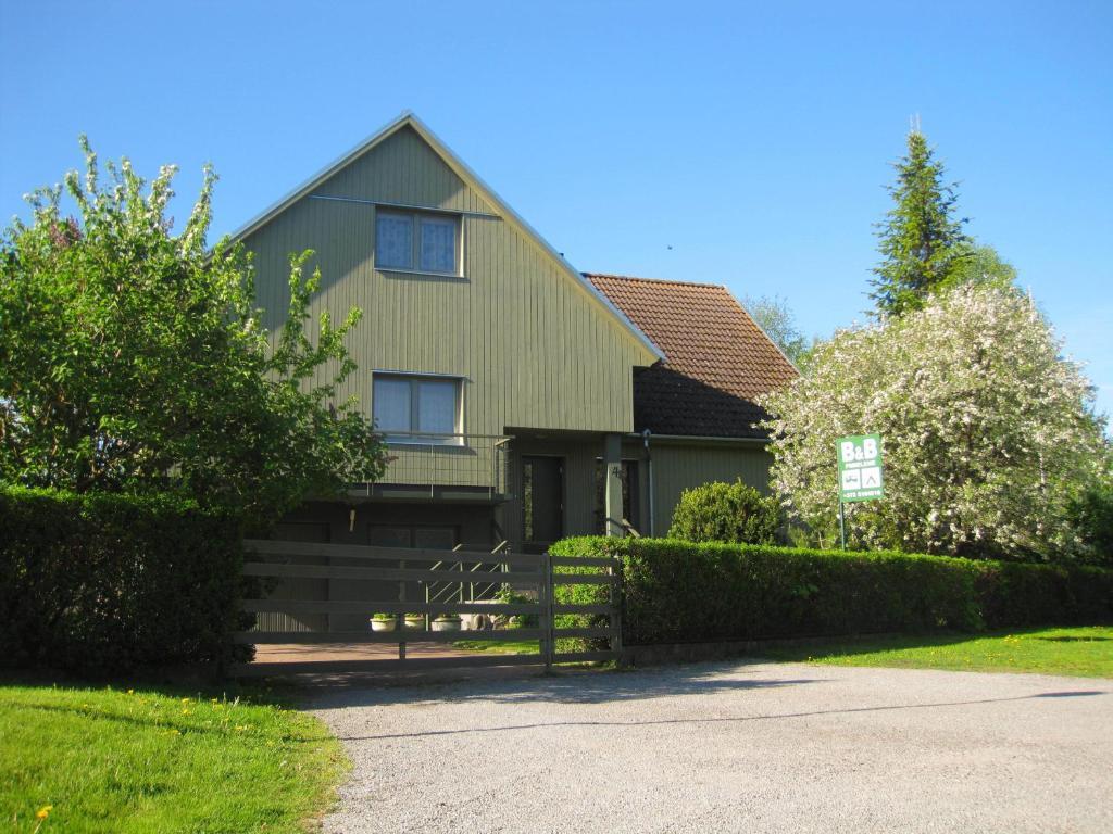Piibelehe Guest Accommodation Kuressaare Eksteriør billede